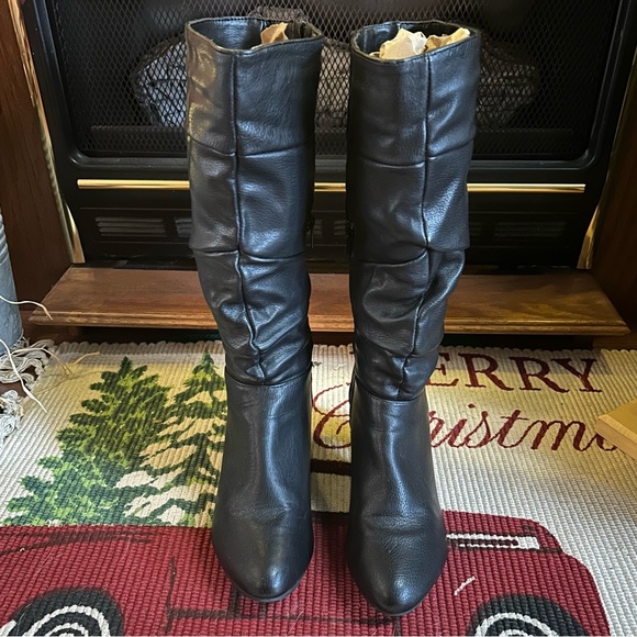 Rialto Black Slouchy Calf High Heeled Boots - Picture 3 of 11